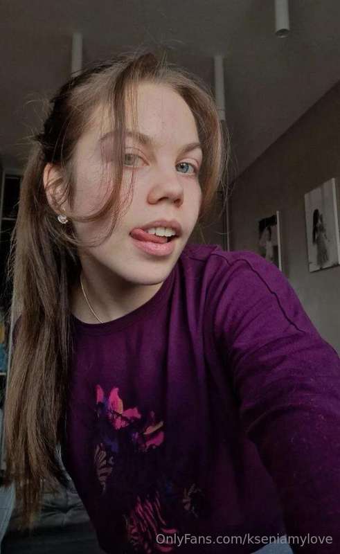🔥 FREE SUBSCRIPTION ONLY NOW 🔥 This hot brat @catidary wants..