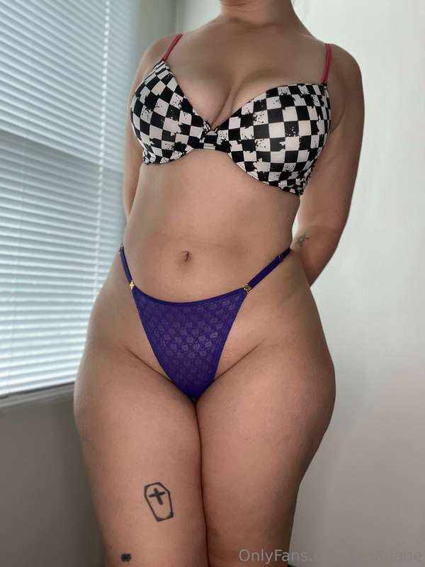 Body like an hourglass ⌛️ 2