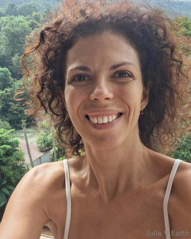 Good morning with my wild hair 🤩🤩🤩  Message me babe 😘   Febr.. 2