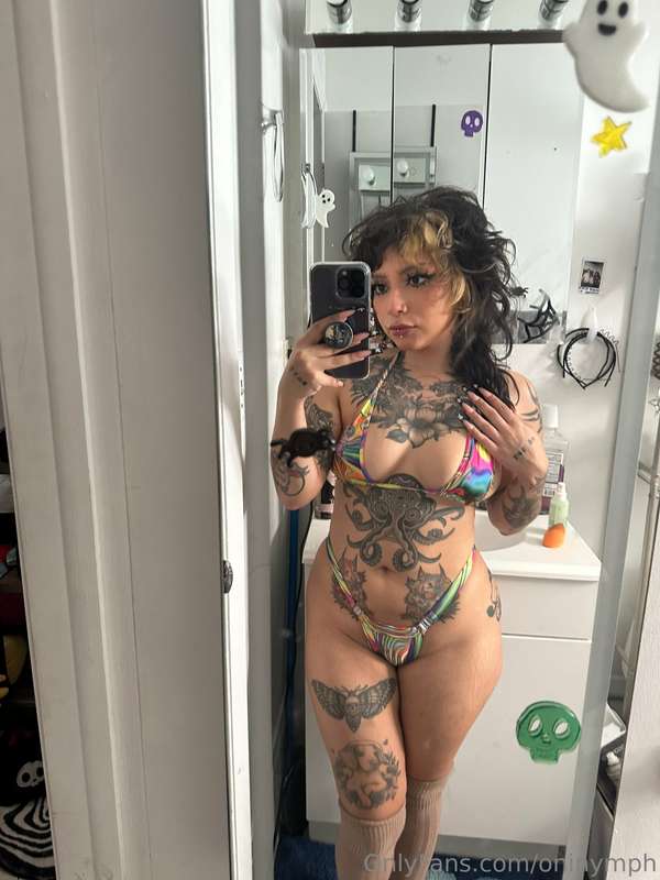 found this rainbow bikini 🥴 4