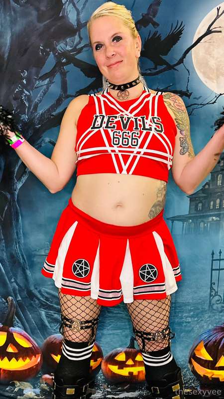 Cheer for the Devil! 8