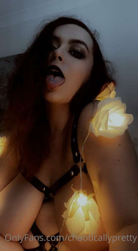 Chaoticallypretty - Onlyfans - 12 Aug, 2022