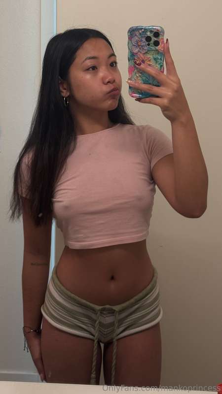 I’ve been sick for the last 4 days 😭 3