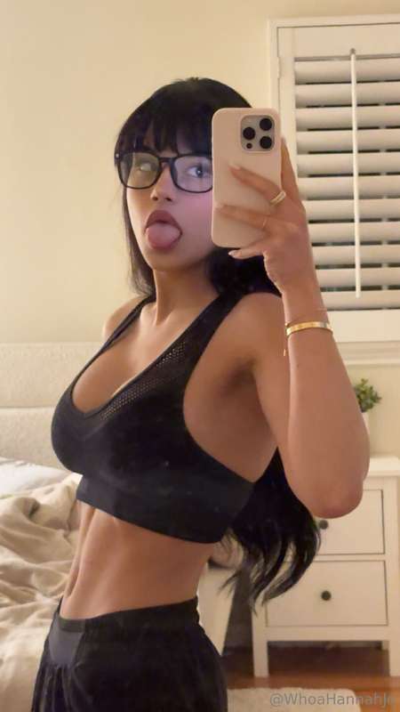 👅👅👅