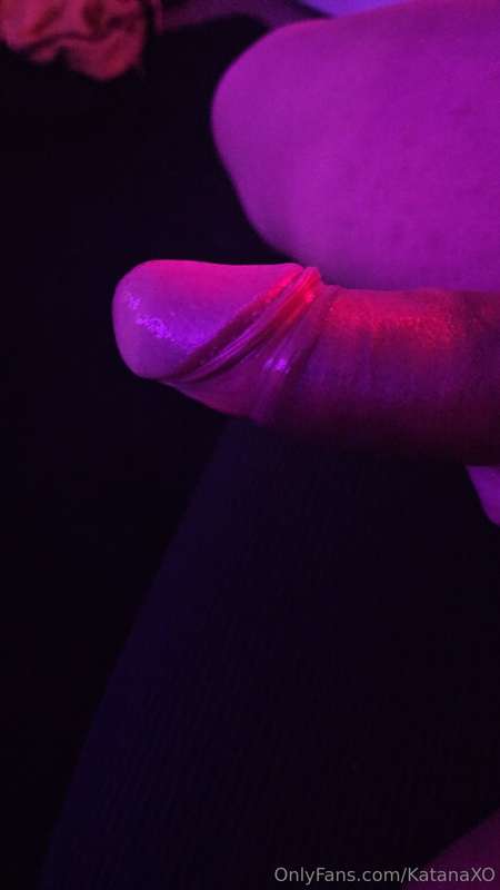 Kiss the tip ? 1