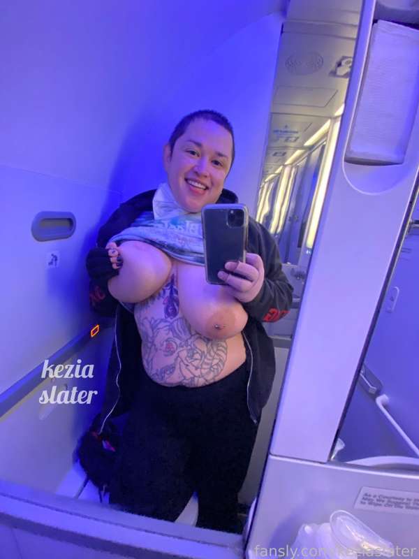 Keziaslater - Fansly - 27 Apr, 2022