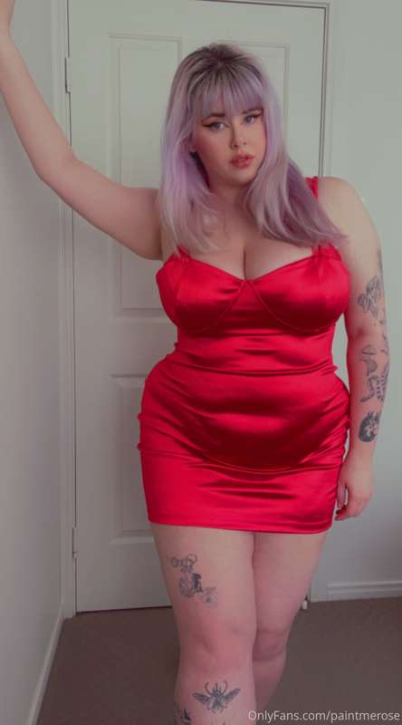 First fuck machine vids going out tomorrow in dms, if I ever.. 2