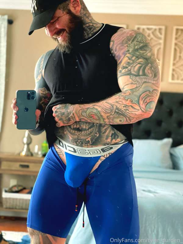 Goooood Morning TGIF! Let’s get 250 likes and I’ll send the .. 2