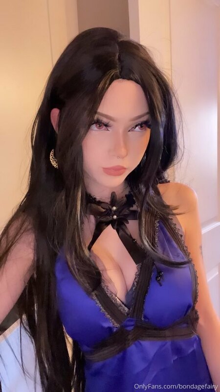 Who wants the lewd/nude pic set?
