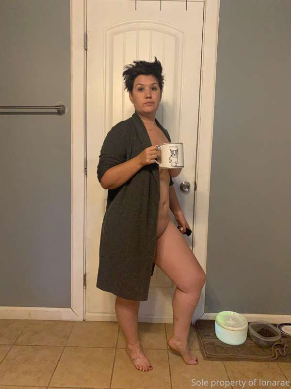 Good Morning 🧼 pass me the soap