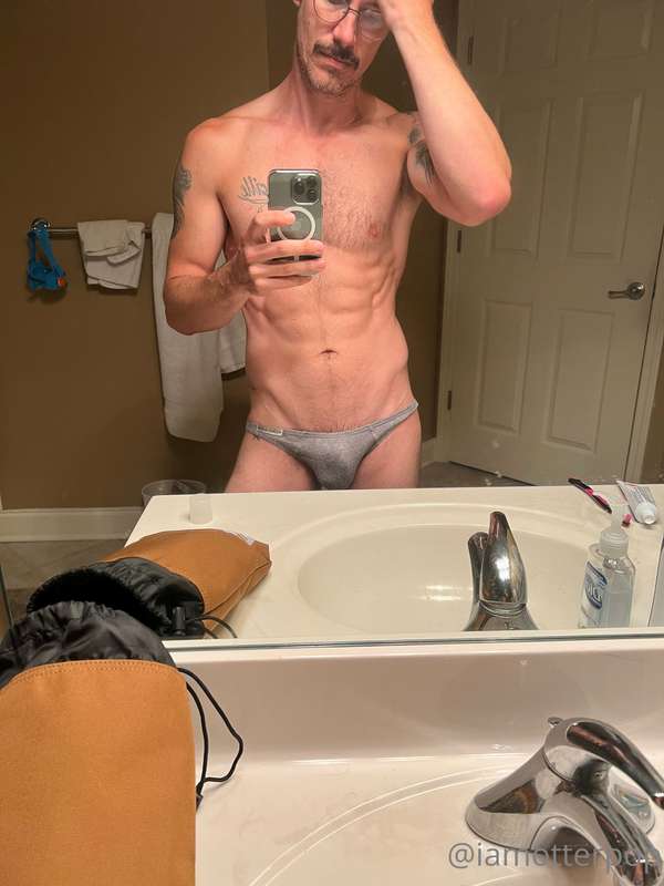a few selfies taken in mom's guest bathroom when the kid was.. 8
