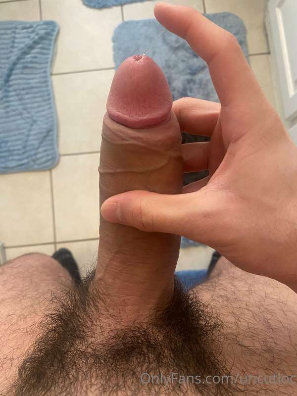 hop in the shower with me 🤤 1