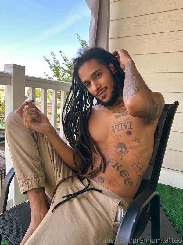 Who wanna match me