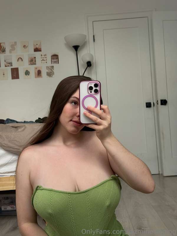 Dm me for the video version… nips hard+risky👀