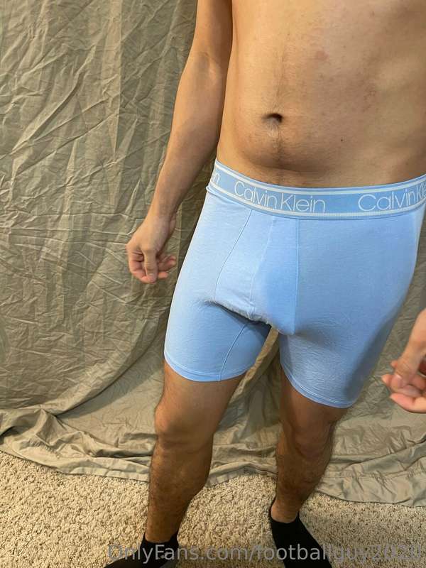 The Calvin Klein set of PVT Martinez - you'll want to see th.. 12