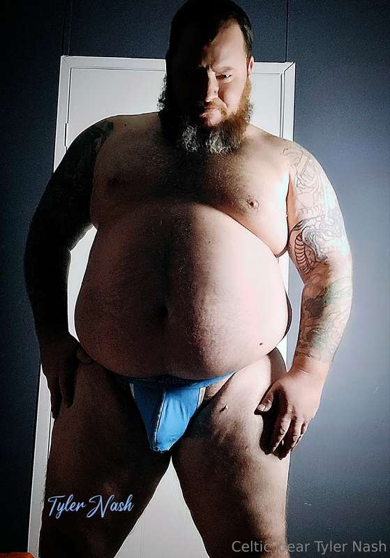 Belly and pecs with sex appeal