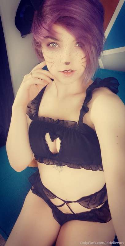 Look at this cute pussy 😉
