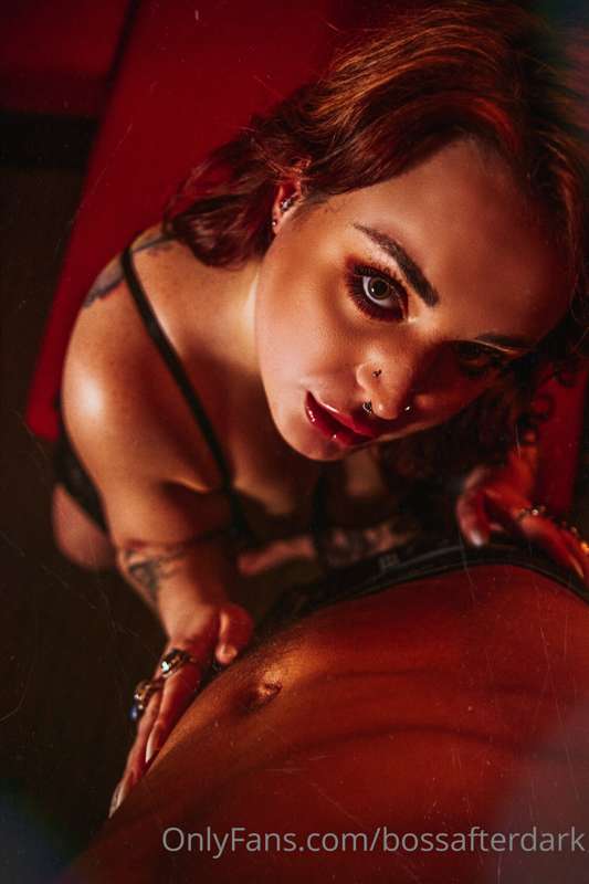 One thing leading to another. Set with @dabriellajones
