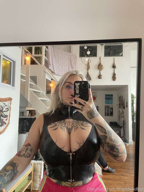 a femme top side awoke in me after getting a ton of latex an..