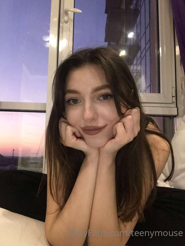Isn't i am the cuties girl in the world🥰🥰🥰