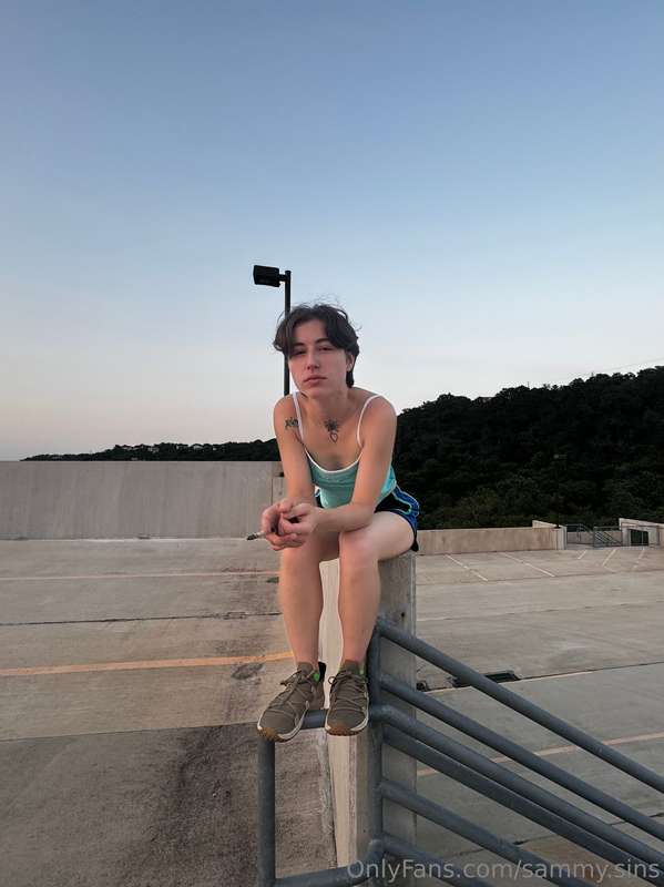 fun facts about me : I love parking garages & I love to watc.. 7