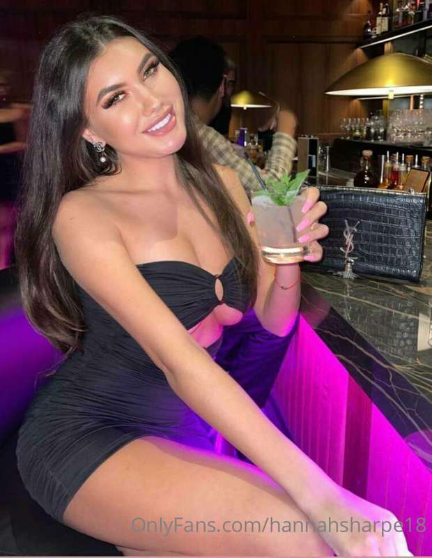 Free today only ❤️ She’s a 18 year old slut who loves BBC an..