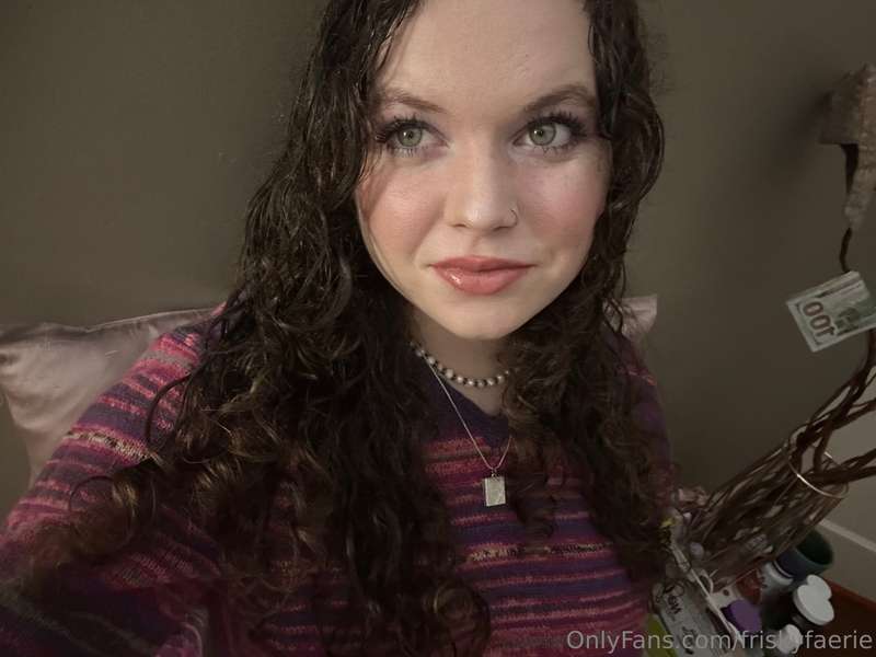 Just in case you forgot what I look like (:
