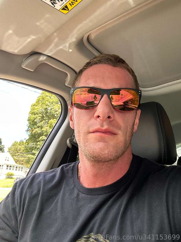 😎
