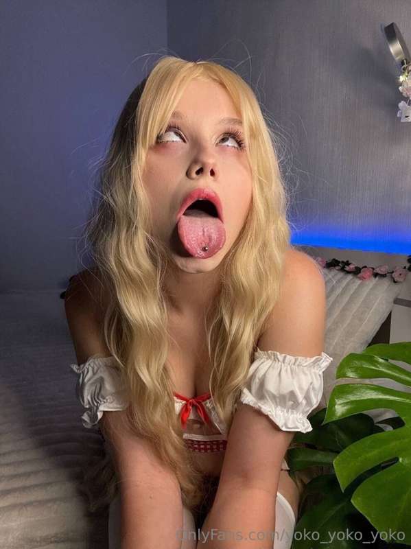 🟢She @@lol_lipop is ready for your cock🟢Naughty mommy who lo..