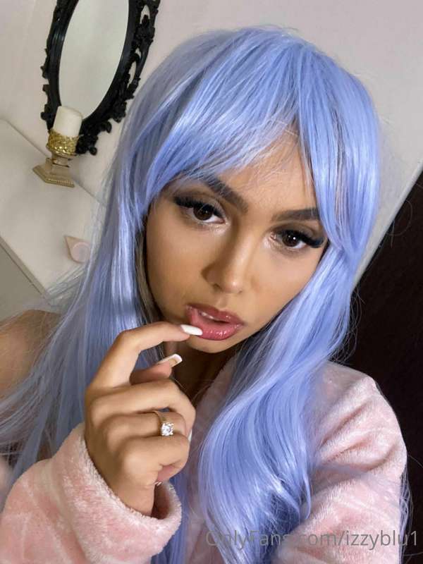 Izzyblu1 - Onlyfans - 14 Jul, 2022