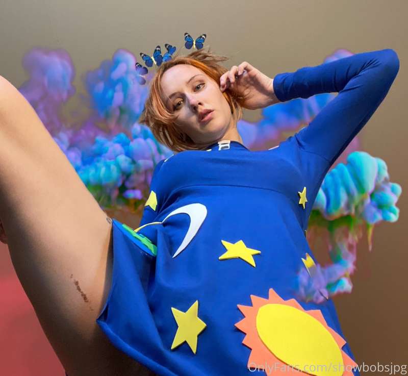 HaaAAAppy Halloween!! A little Ms Frizzle action 🎃💫 theres m.. 6