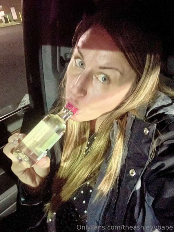 It’s late & I’d rather suck you in the front seat of my truc..