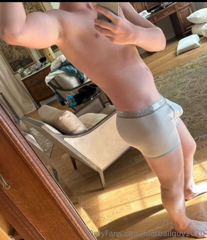 Soldiers being naughty, showing off, and candid shots, Set 7