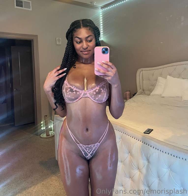 Enjoy this quick photo set imma take more in this outfit soo.. 2