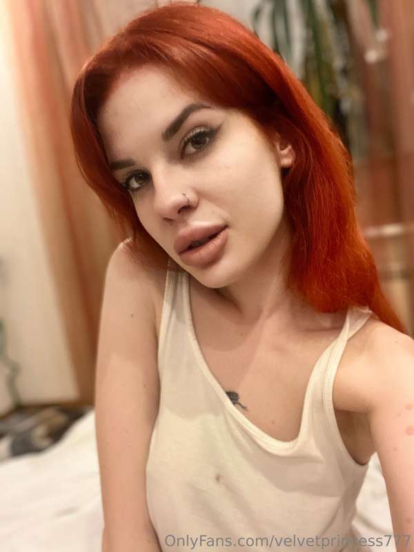 Do you like redheaded naughty girls, I would love to show yo..