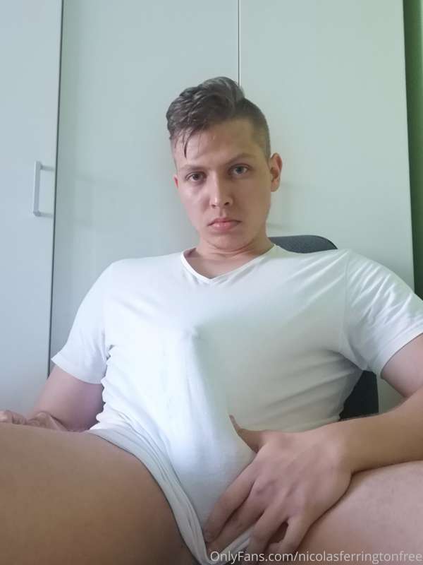 🔹I'm so hard today & cheers! 😜😈🤤
🔹If you don't know, I'm run.. 1