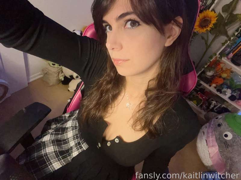 Kaitlinwitcher - Fansly - 09 Nov, 2023