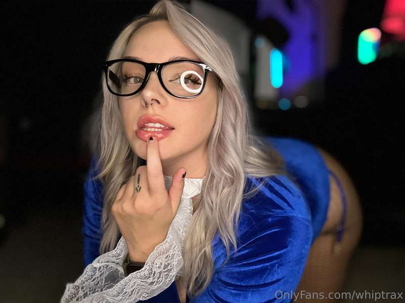 Do I make you horny baby? 2