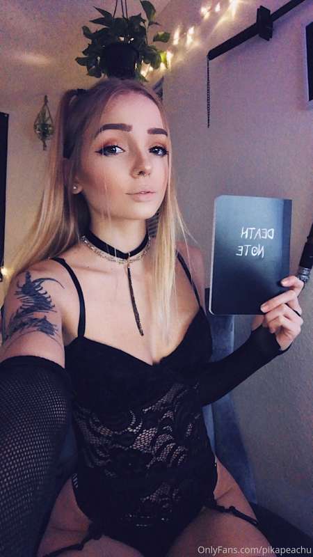 I wanted to bring back a few previous cosplays, like my Misa.. 4