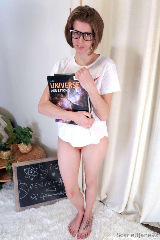 I'm going with "super horny nerd" this week 😁 So much fun, I..