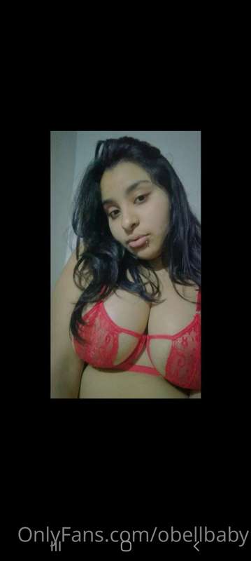 @notceci  18 years 😇😇 i'm new babygirl, always ready to play..