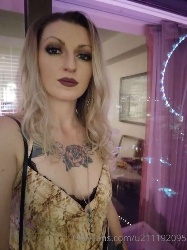 Vegas Baby... More vacay pics to come! Xoxo 💋 1