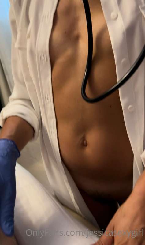 Avete un dolorino? Io ho la cura!! La vostra dottoressa 👩🏽‍⚕..