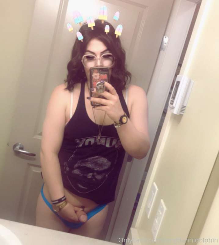 😘🤓✌🏻😬