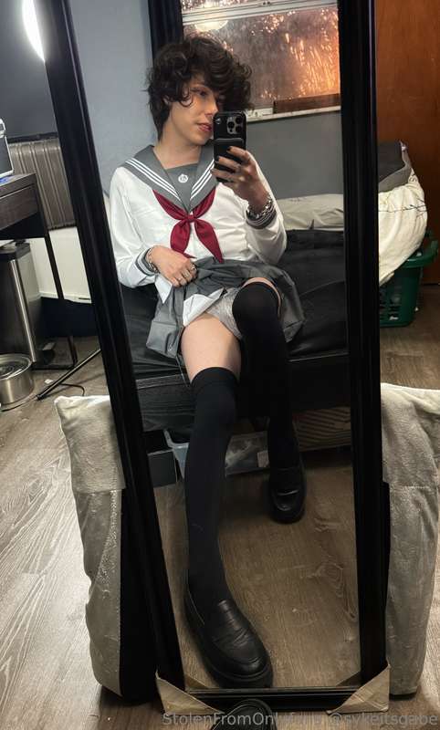 Haii 🫡 Sempaii 🙇 Japanese femboi 🇯🇵 Pics :3  7