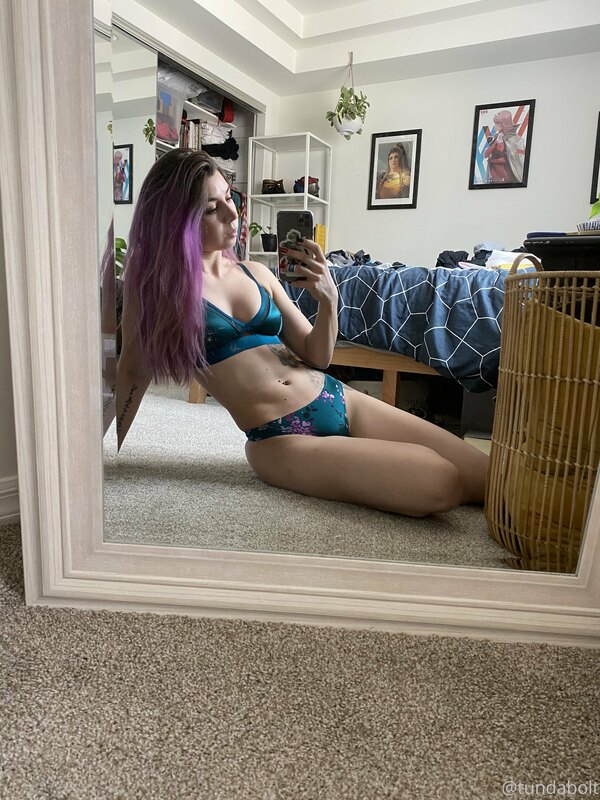 Happy Friday! I’ll be shooting this cute look tomorrow morni..