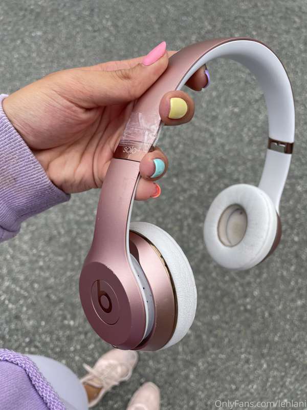 Broke my headphones 🥲 tried to fix with super glue and tape...