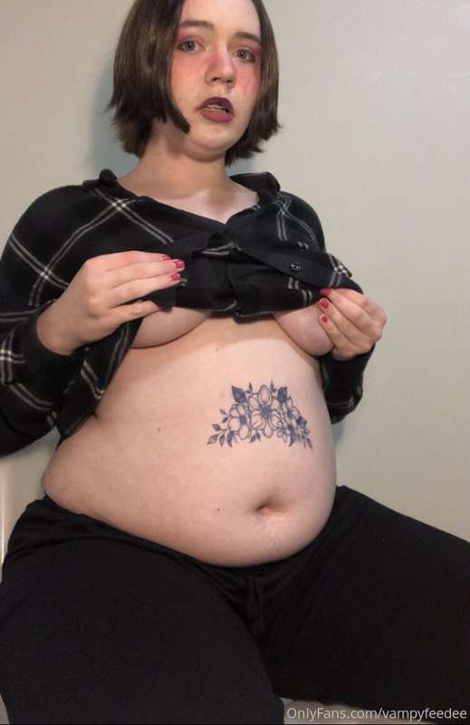 Vampyfeedee - Onlyfans - 24 Dec, 2021