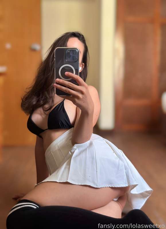 Lolasweetxo - Fansly - 02 Jan, 2025
