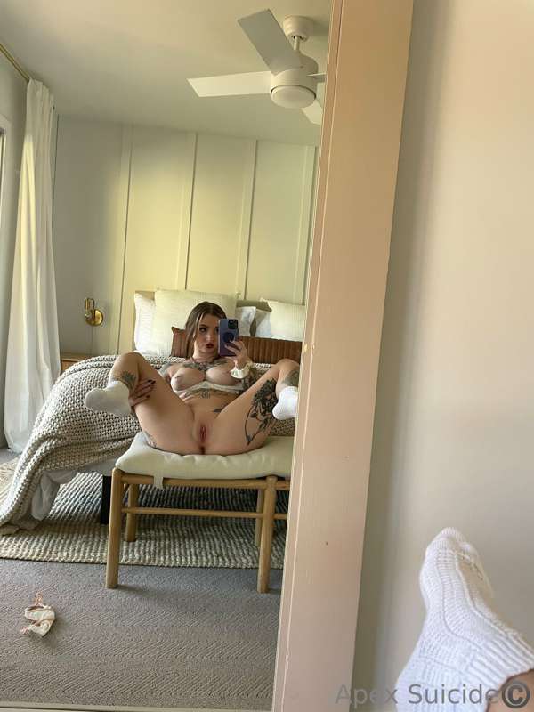 This room was such a vibe I felt so cute in these photos I j.. 23